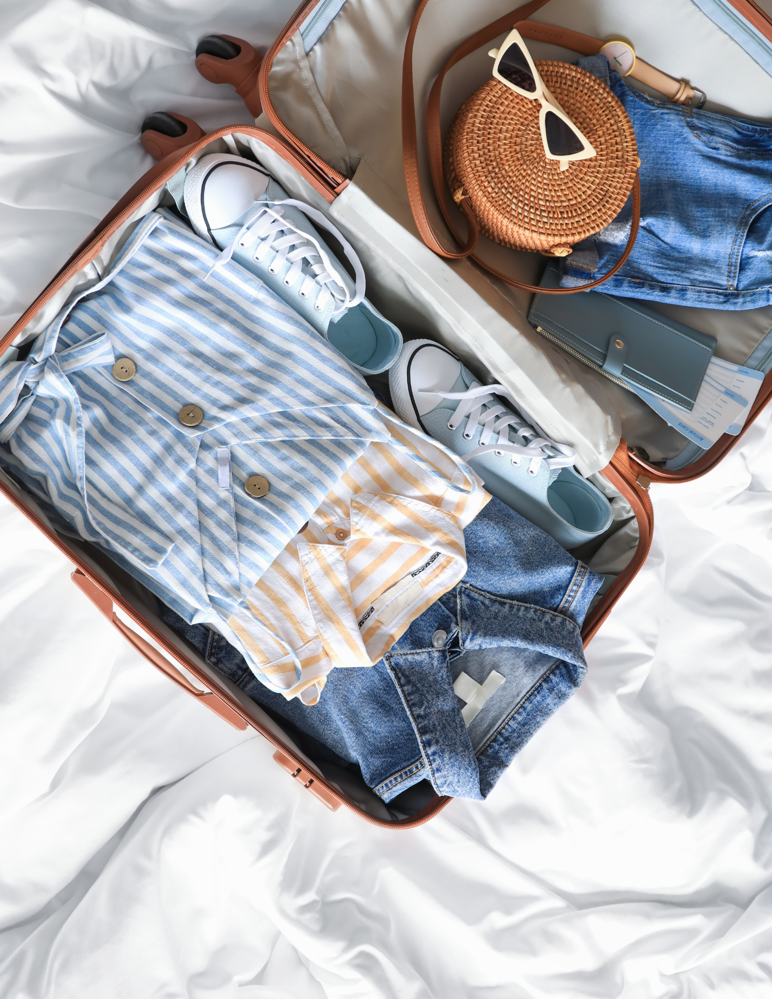 Packing Hacks for Study Abroad: Travel Light, Dress Local